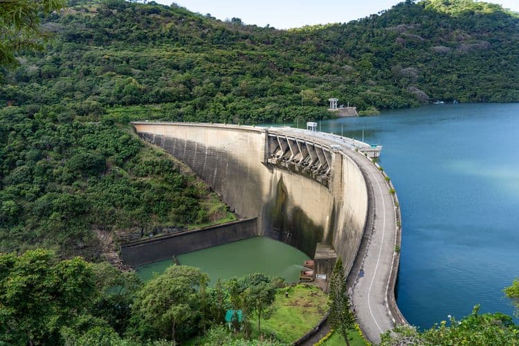 ഇടുക്കി ഡാം ജലനിരപ്പ് ഉയരുന്നു; ജനങ്ങൾക്ക് ജാഗ്രതാ നിർദ്ദേശം